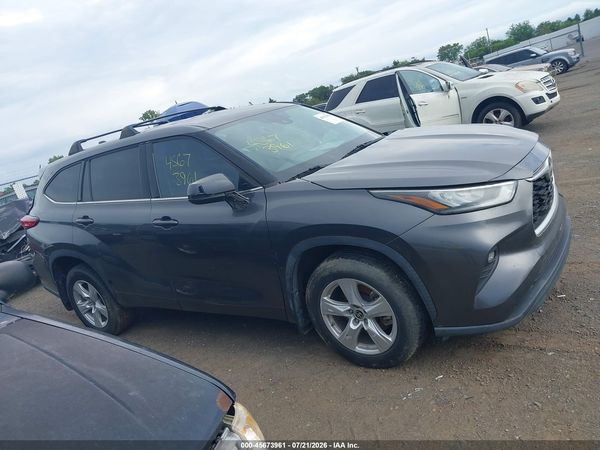 2020 TOYOTA HIGHLANDER LE