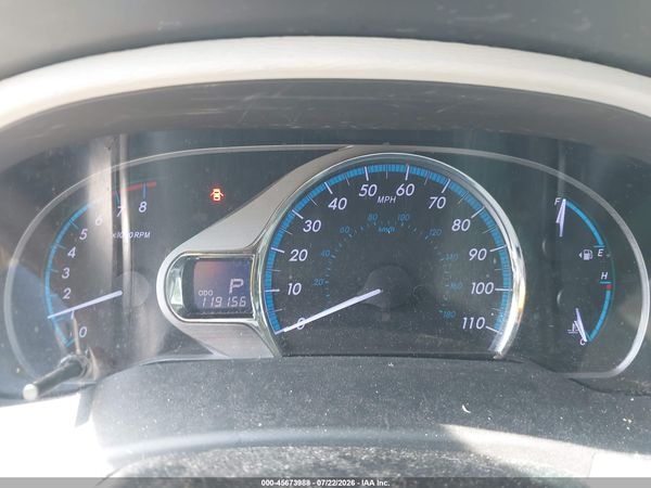 2012 TOYOTA SIENNA XLE V6 8 PASSENGER