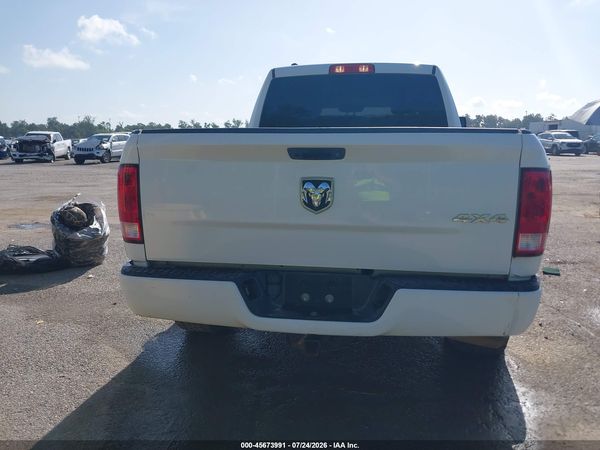 2018 RAM 1500 EXPRESS  4X4 6'4 BOX