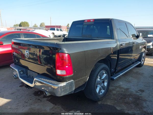 2016 RAM 1500 SLT