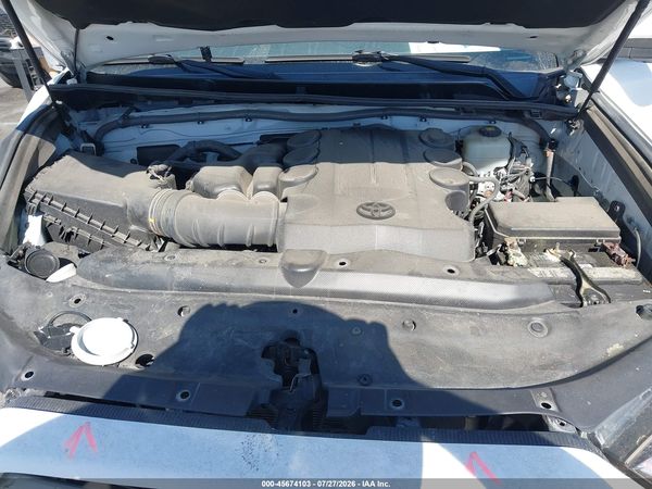 2018 TOYOTA 4RUNNER SR5 PREMIUM
