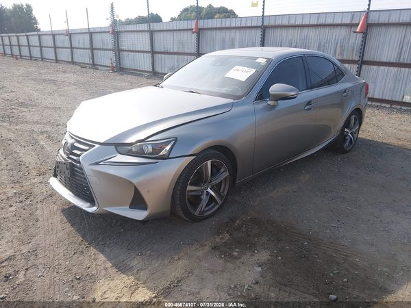 2018 LEXUS IS 300