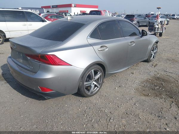 2018 LEXUS IS 300
