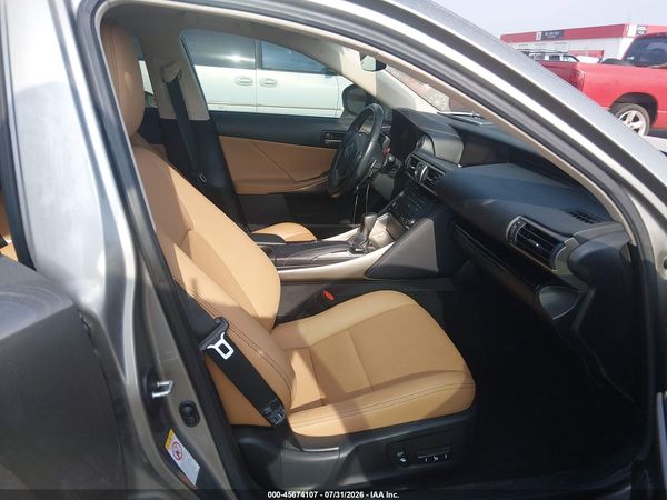 2018 LEXUS IS 300