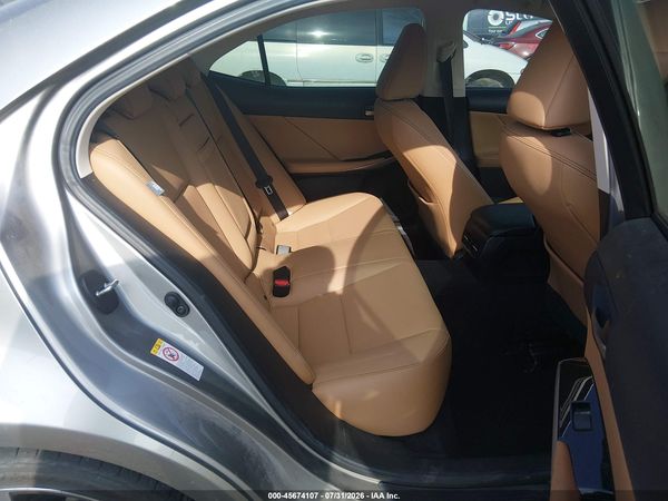 2018 LEXUS IS 300