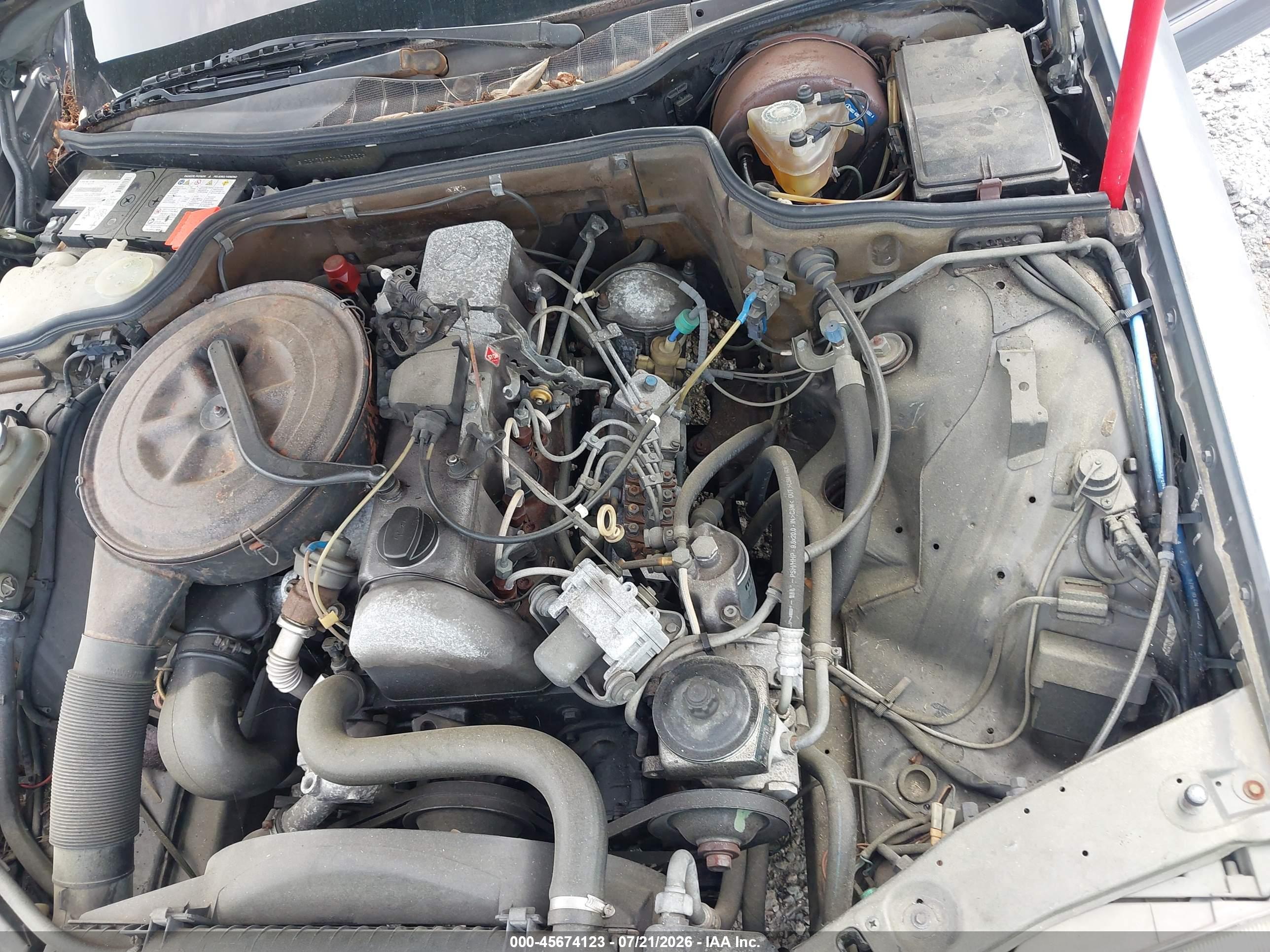 1984 MERCEDES-BENZ 300 300SD