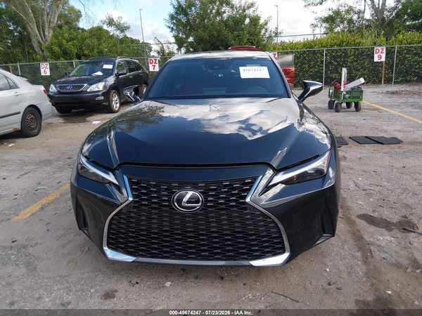 2024 LEXUS IS 300 300 Comfort