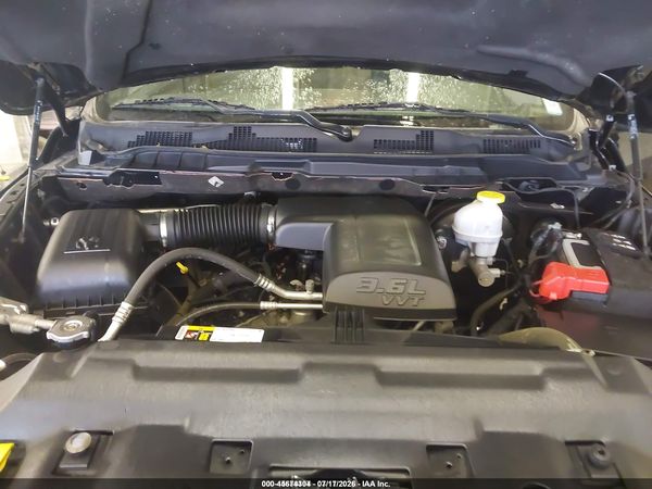 2022 RAM 1500 CLASSIC WARLOCK  4X4 6'4 BOX