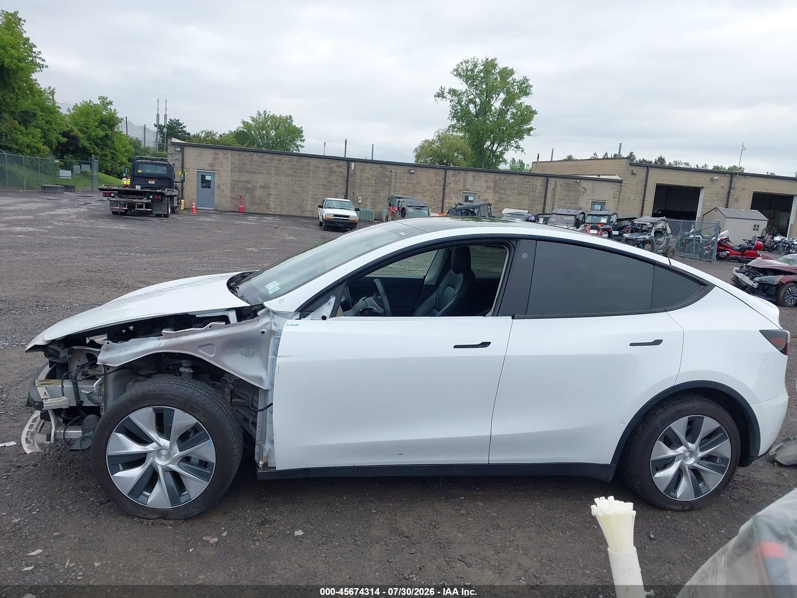 2022 TESLA MODEL Y