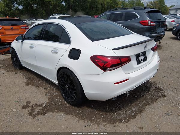 2019 MERCEDES-BENZ A 220 4MATIC