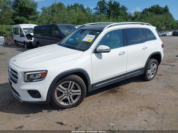 2021 MERCEDES-BENZ GLB 250 — I2