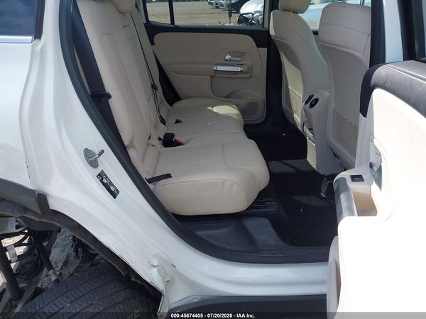 2021 MERCEDES-BENZ GLB 250 4MATIC — I8