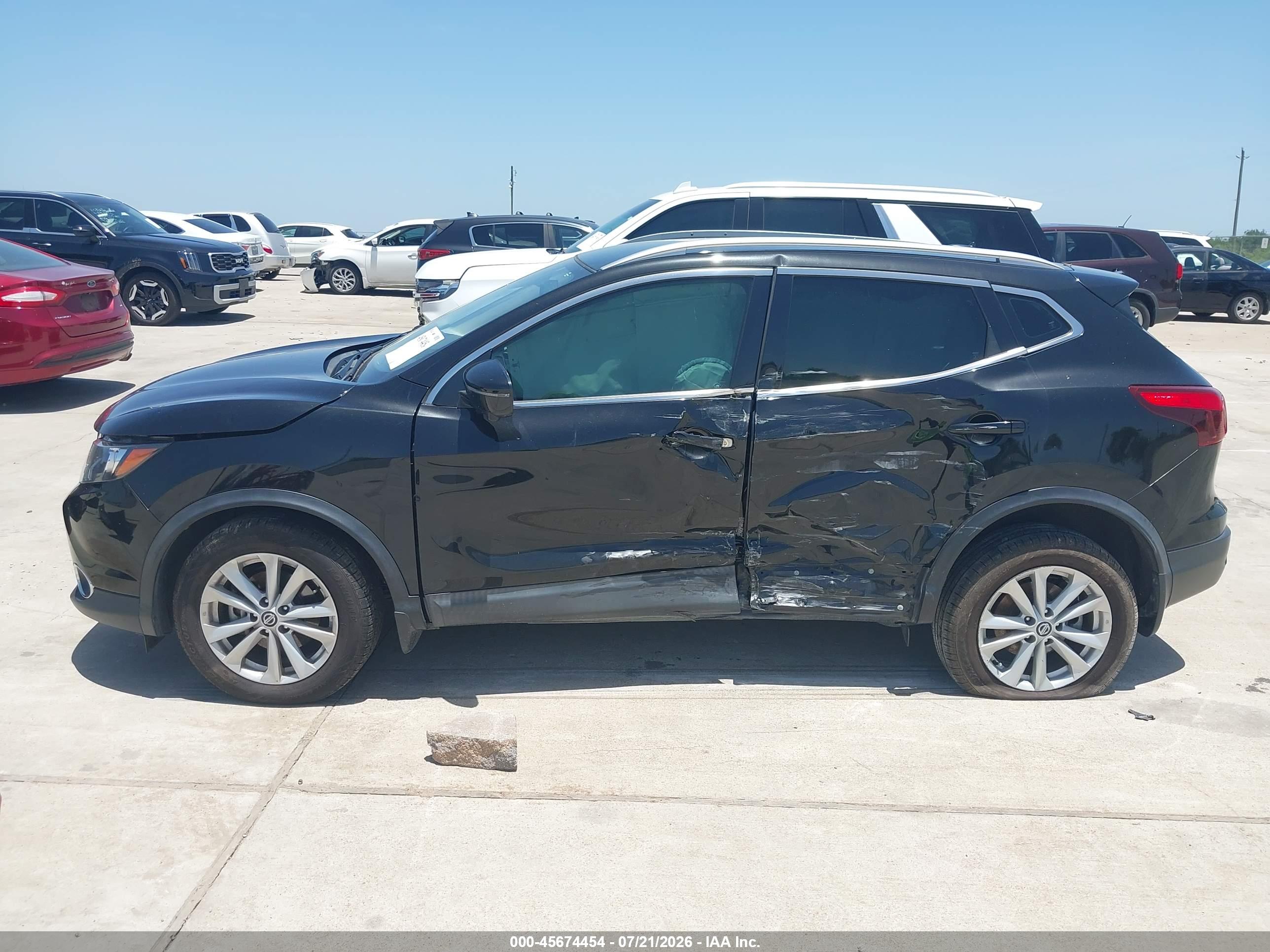2019 NISSAN ROGUE SPORT SV