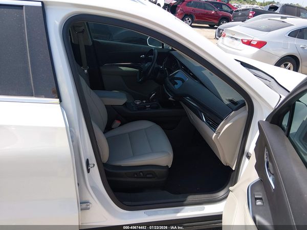 2019 CADILLAC XT4 LUXURY