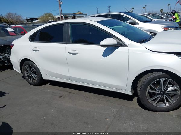 2022 KIA FORTE LXS