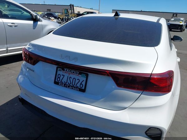 2022 KIA FORTE LXS