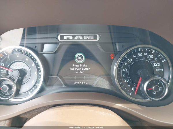 2020 RAM 1500 LARAMIE  4X4 6'4 BOX