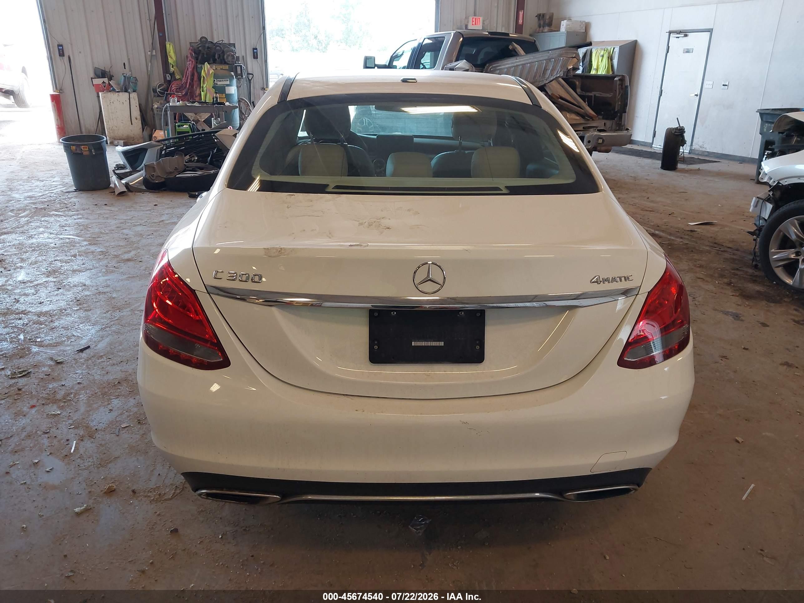 2016 MERCEDES-BENZ C 300 4MATIC