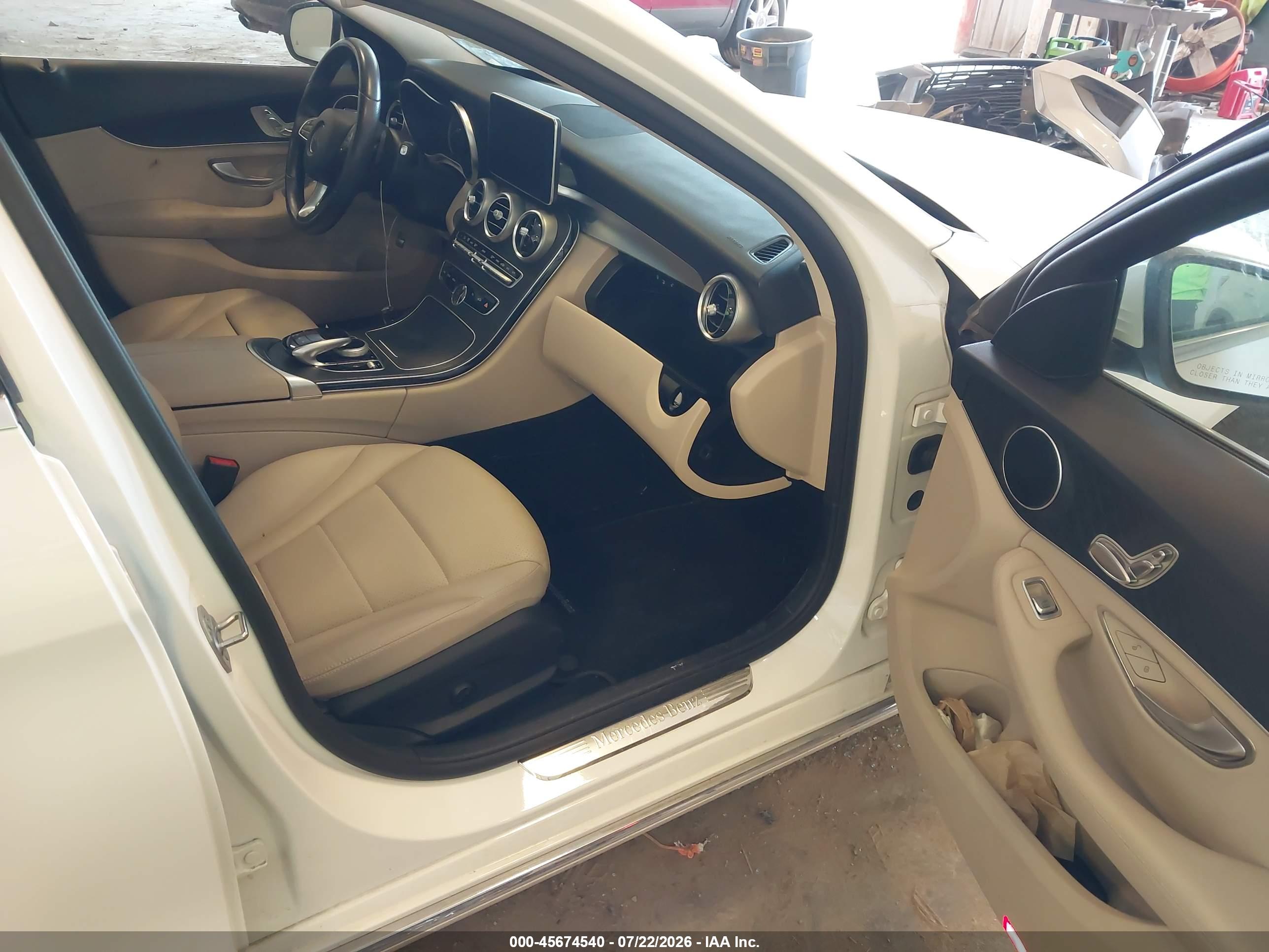 2016 MERCEDES-BENZ C 300 4MATIC