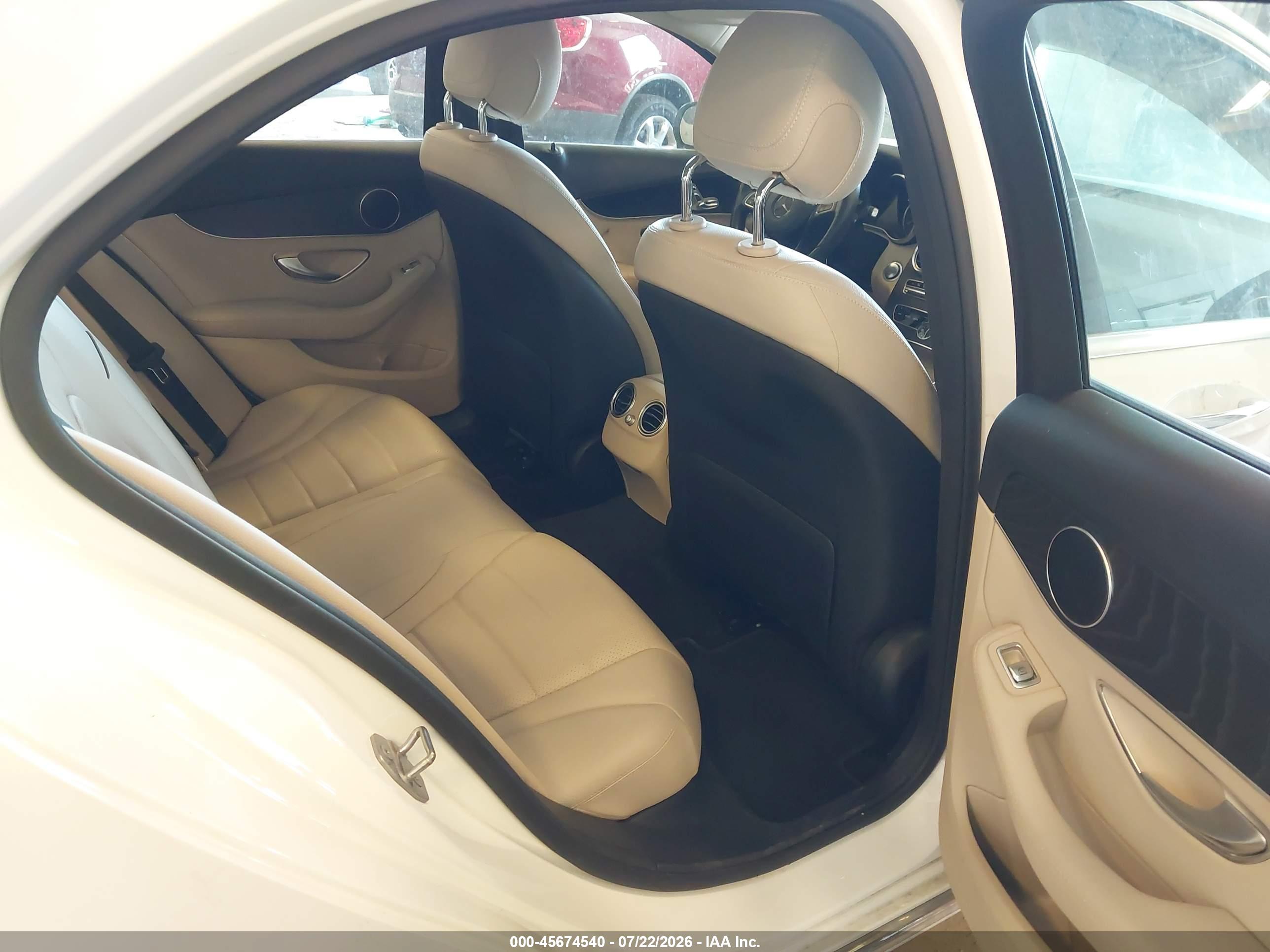 2016 MERCEDES-BENZ C 300 4MATIC