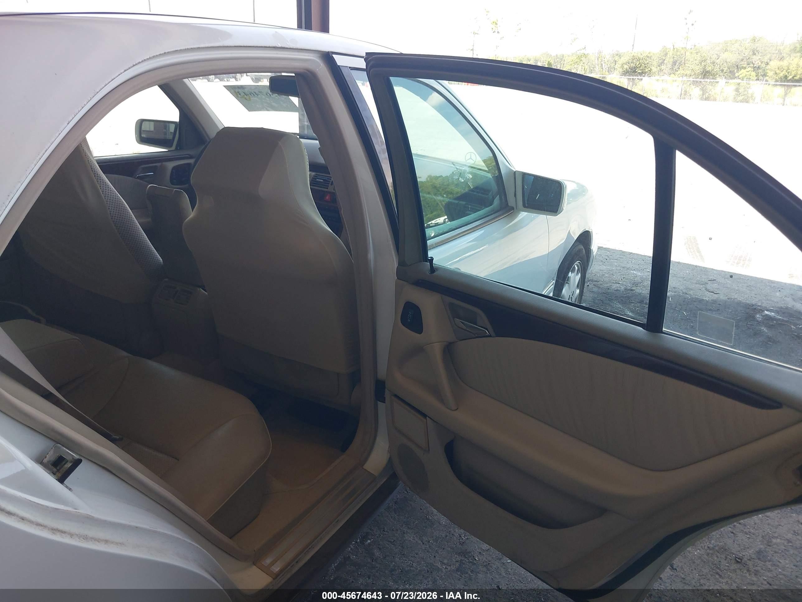 1999 MERCEDES-BENZ E 300 DIESEL E300
