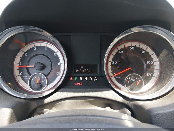 2016 DODGE GRAND CARAVAN SXT — I7