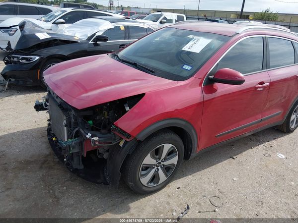 2017 KIA NIRO LX