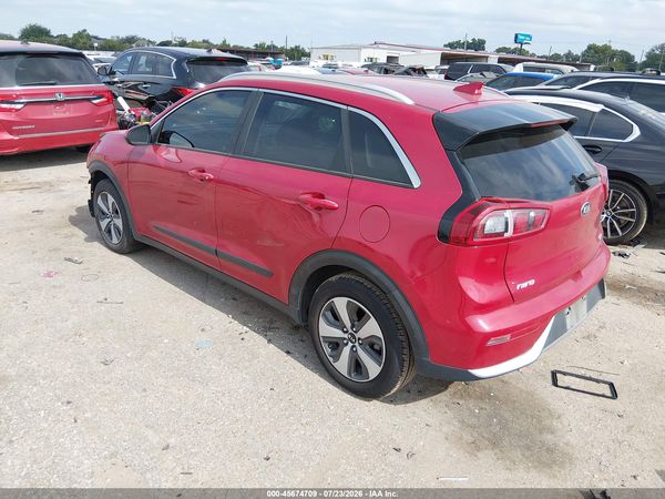 2017 KIA NIRO LX