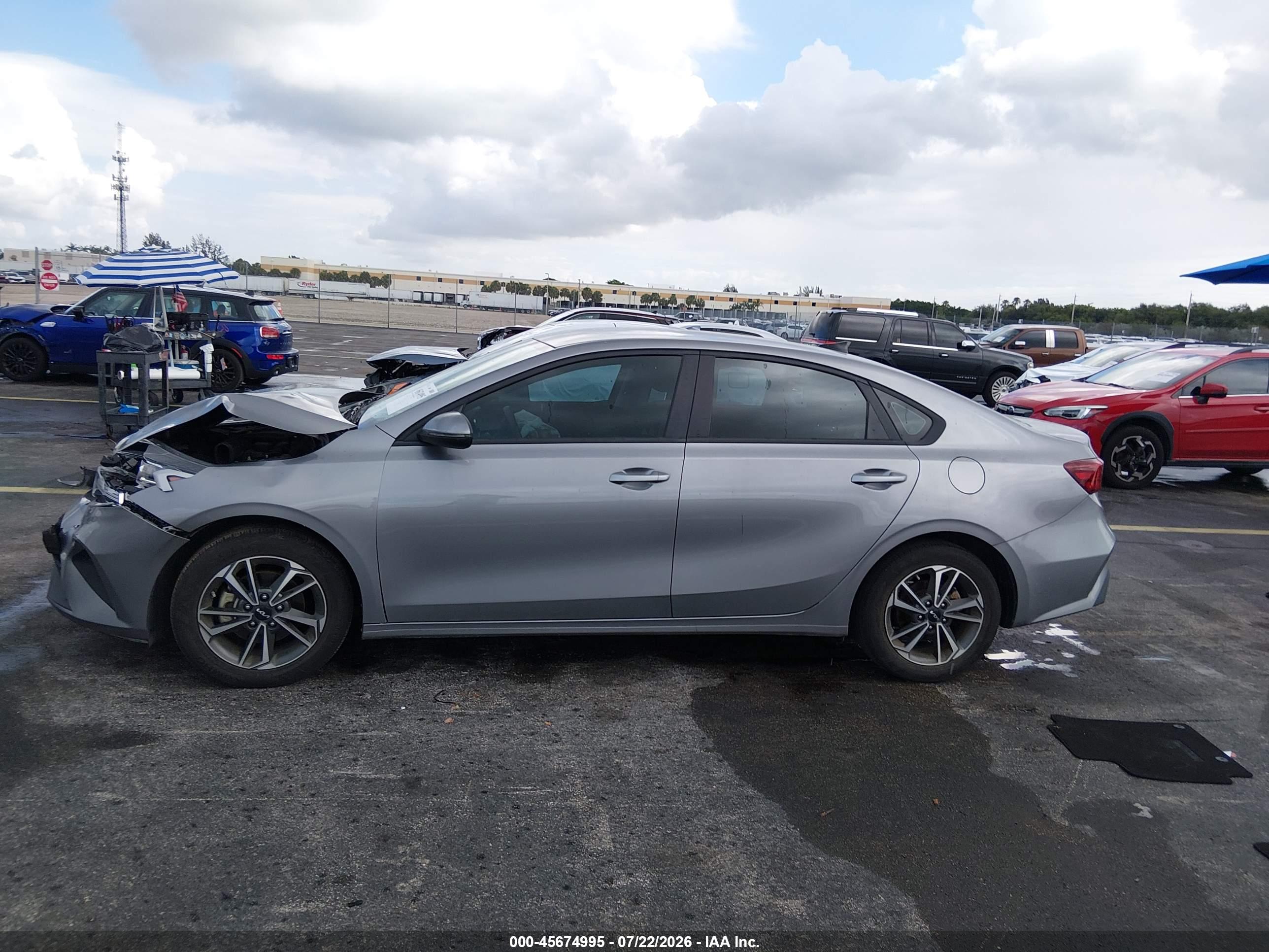 2023 KIA FORTE LXS