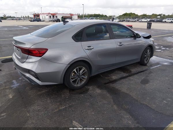 2023 KIA FORTE LXS