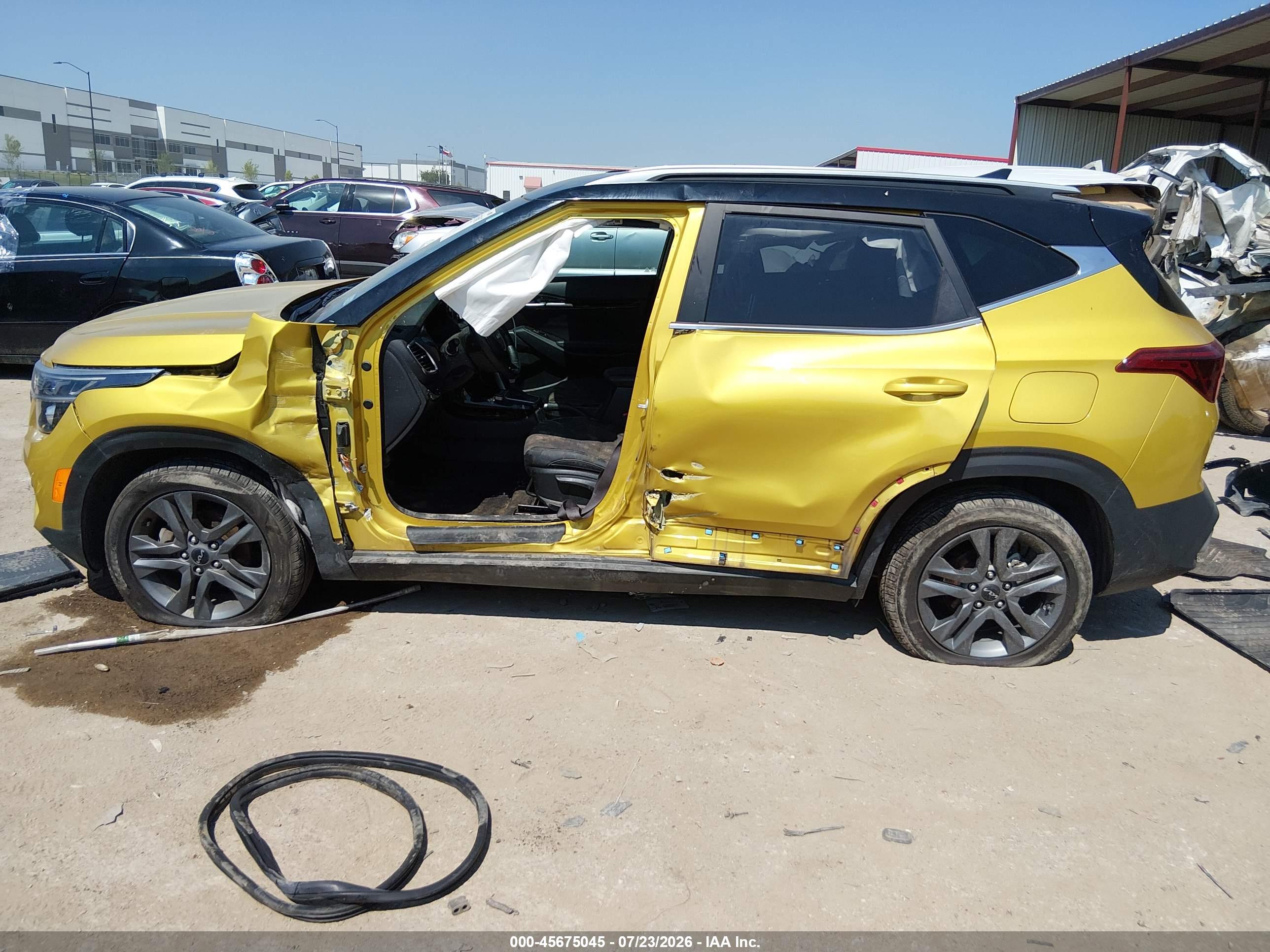 2023 KIA SELTOS S