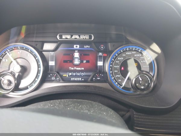 2019 RAM 1500 LIMITED  4X4 5'7 BOX