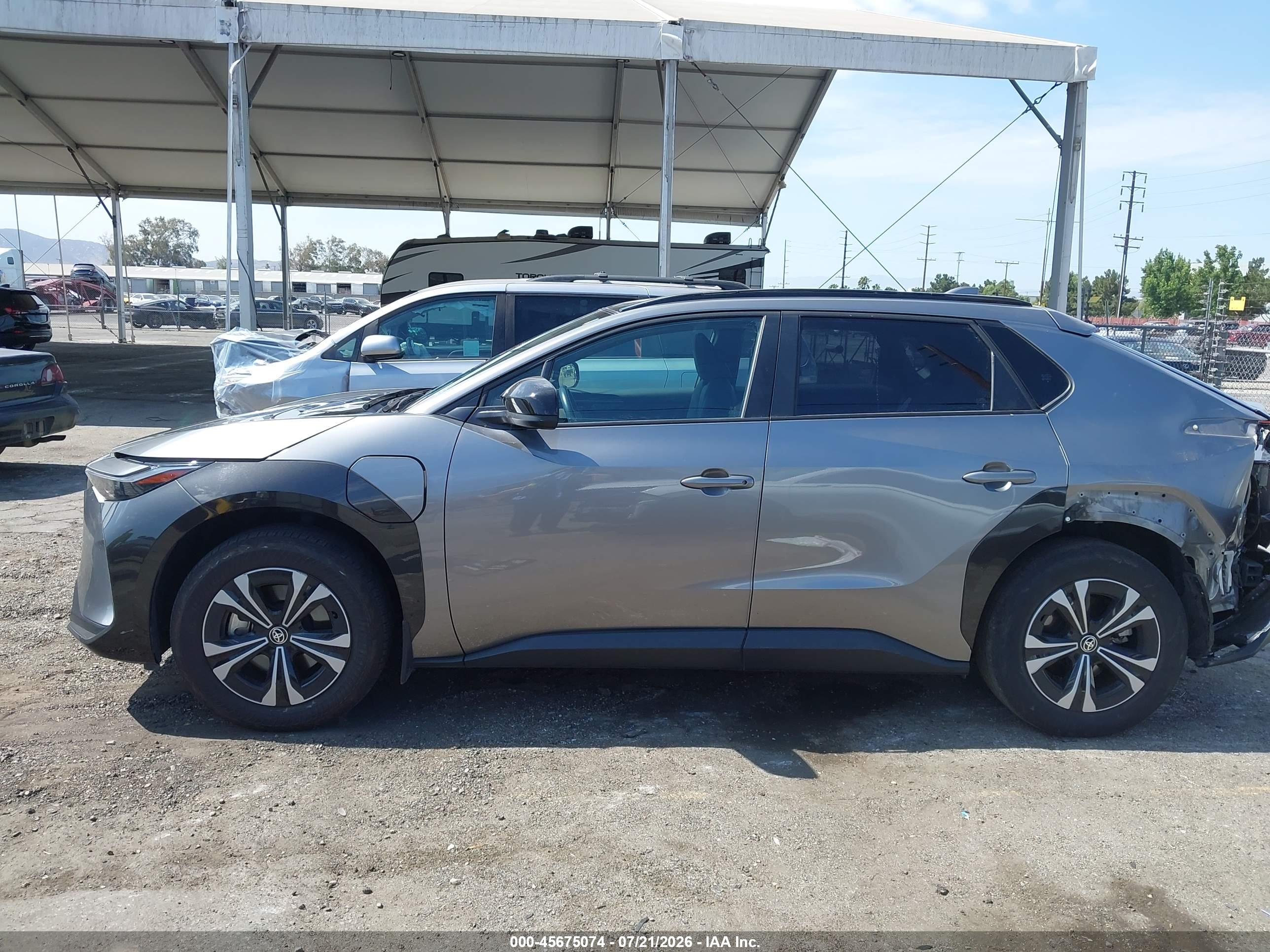 2024 TOYOTA BZ4X XLE