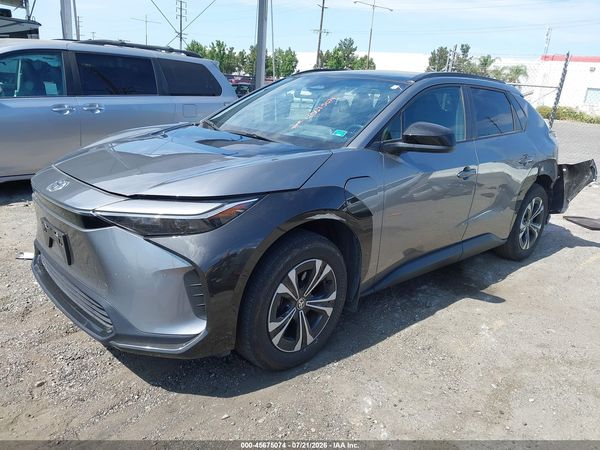 2024 TOYOTA BZ4X XLE