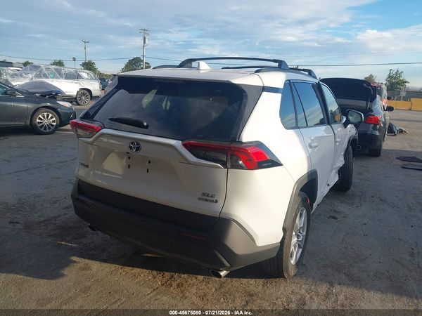 2021 TOYOTA RAV4 HYBRID XLE