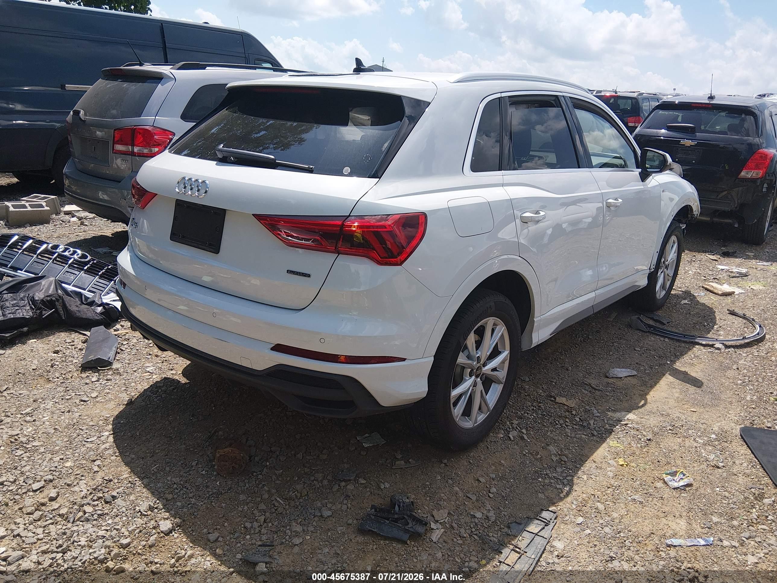 2025 AUDI Q3
