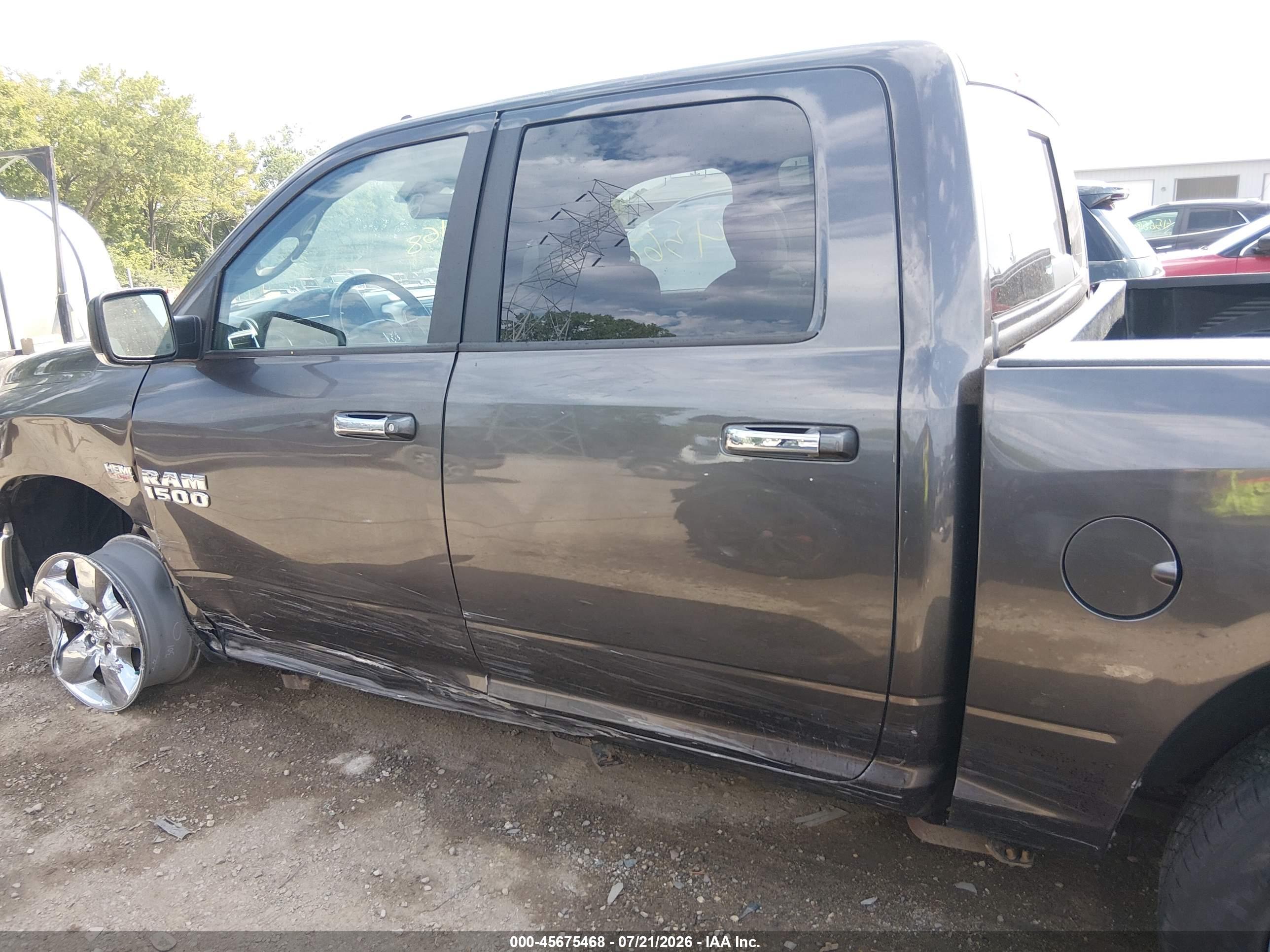 2016 RAM 1500 BIG HORN