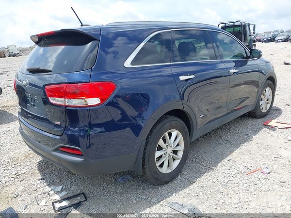 2017 KIA SORENTO 2.4L LX