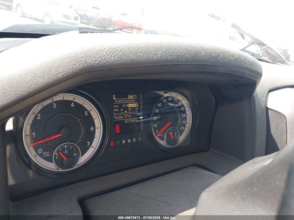 2019 RAM 1500 CLASSIC EXPRESS  4X4 5'7 BOX