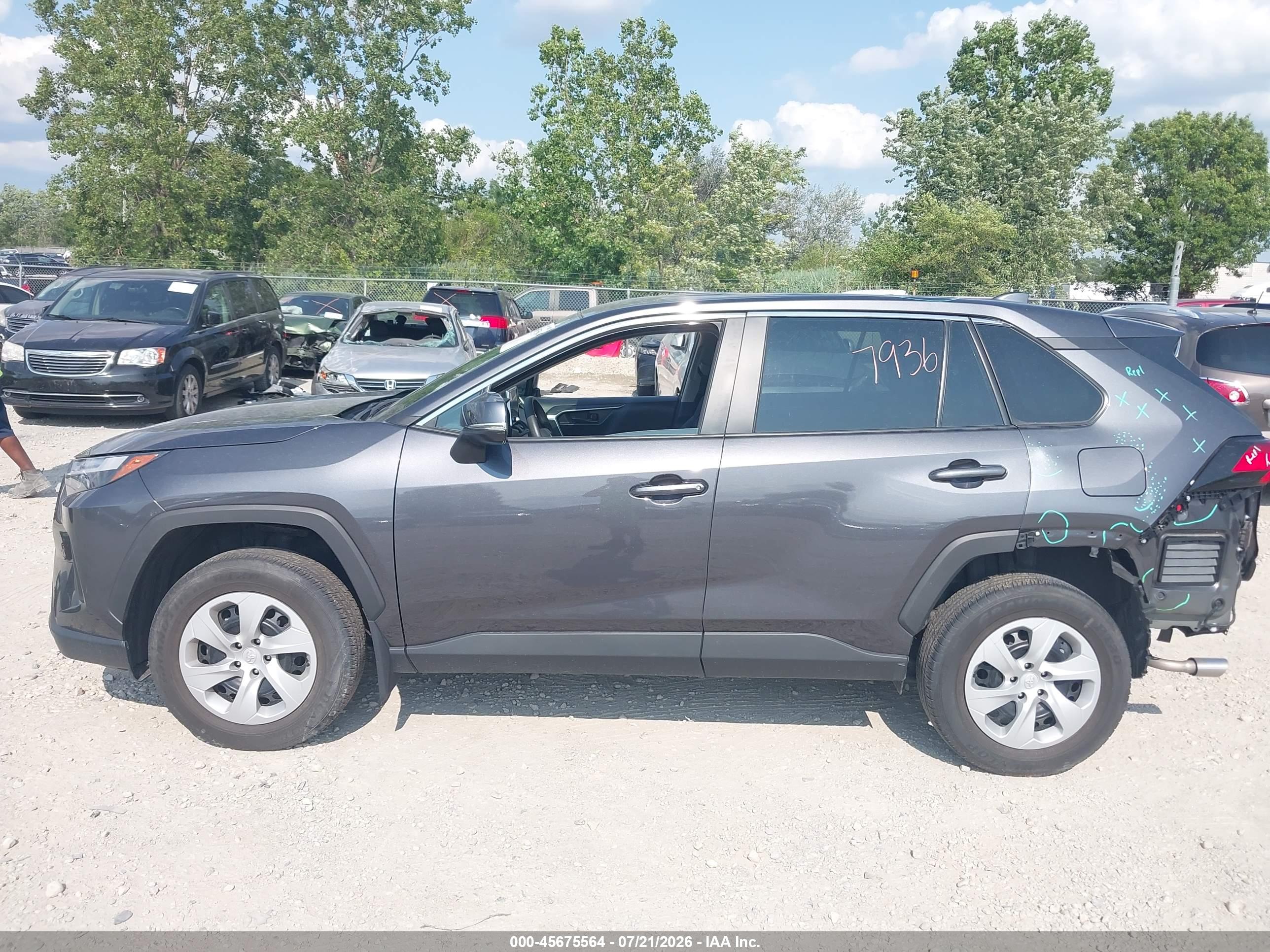 2024 TOYOTA RAV4 LE
