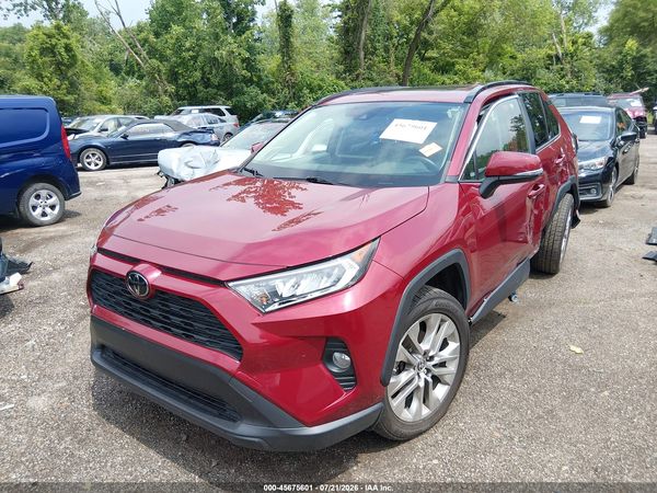 2020 TOYOTA RAV4 XLE PREMIUM