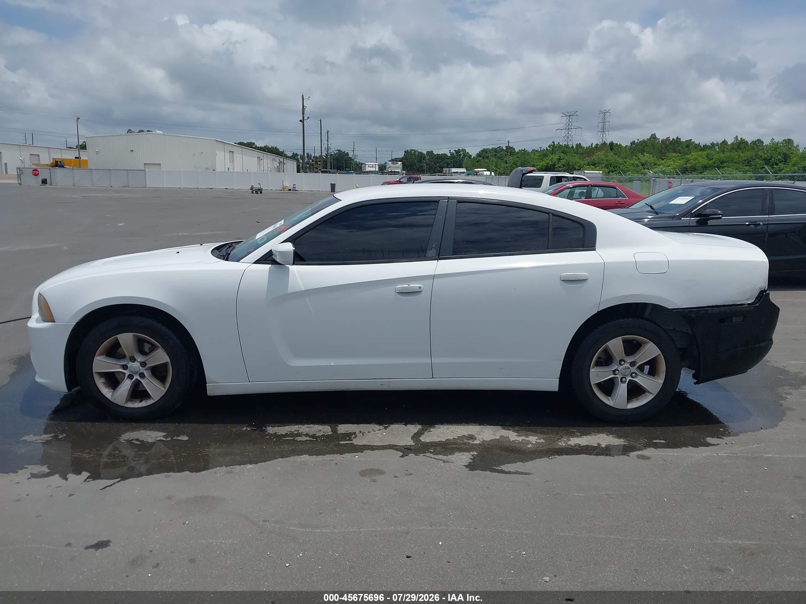 2014 DODGE CHARGER SE
