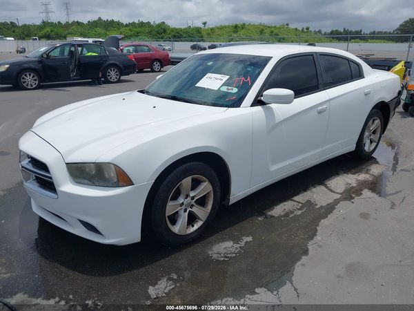 2014 DODGE CHARGER SE