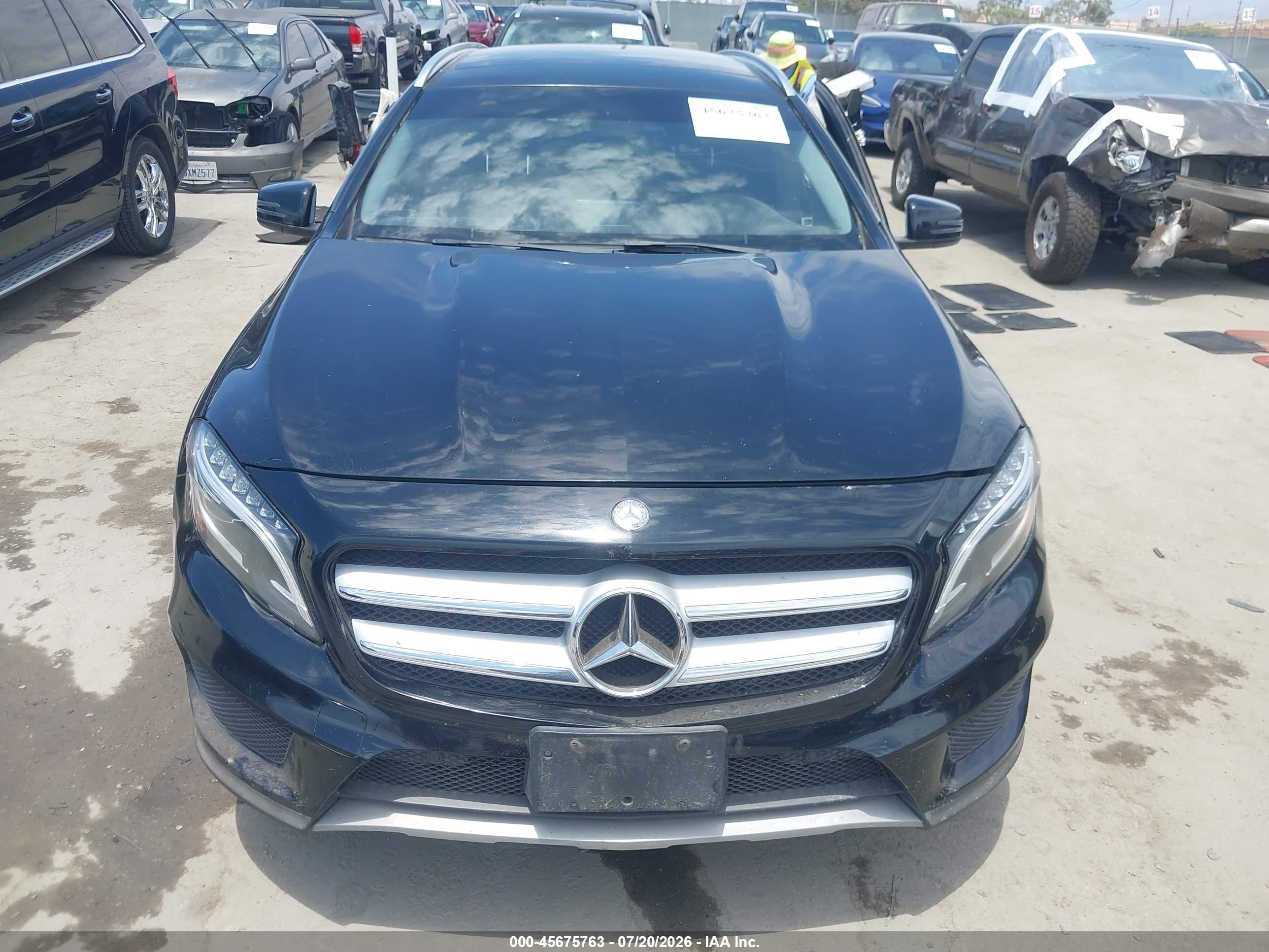 2015 MERCEDES-BENZ GLA 250 4MATIC