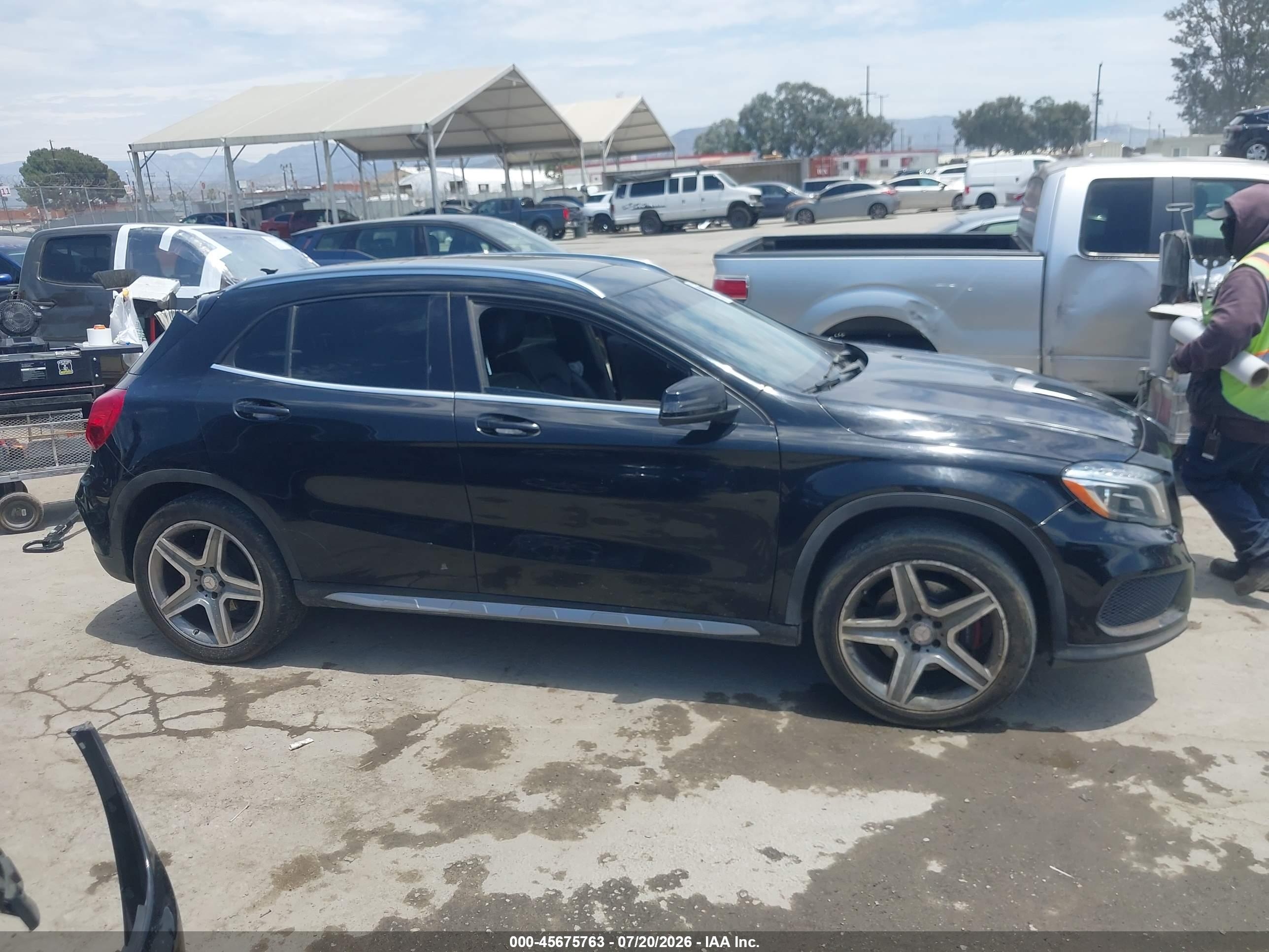 2015 MERCEDES-BENZ GLA 250 4MATIC