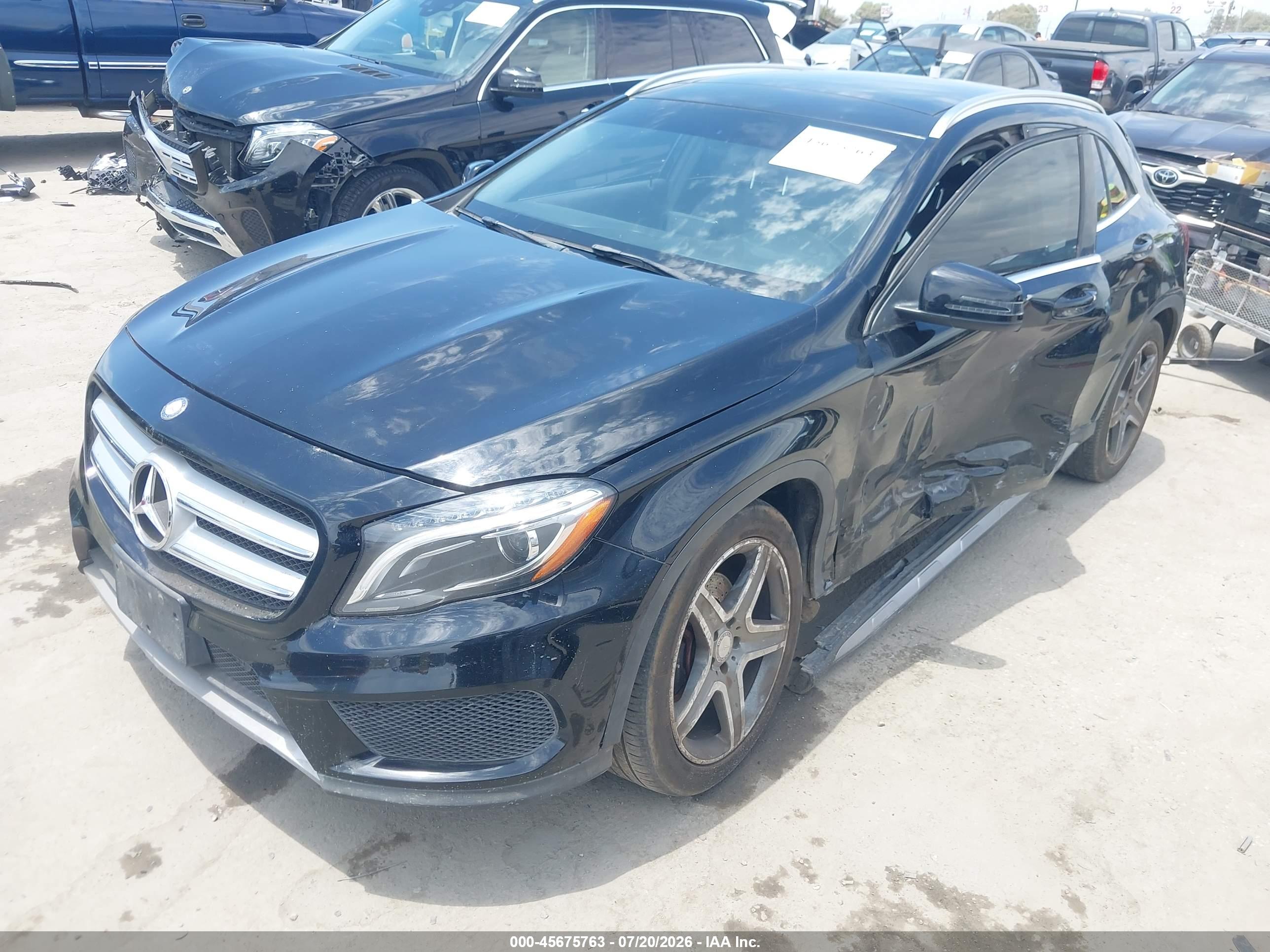 2015 MERCEDES-BENZ GLA 250 4MATIC