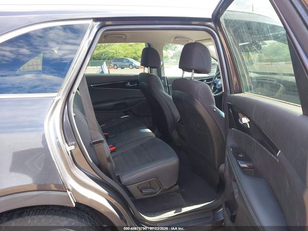 2017 KIA SORENTO 2.4L LX