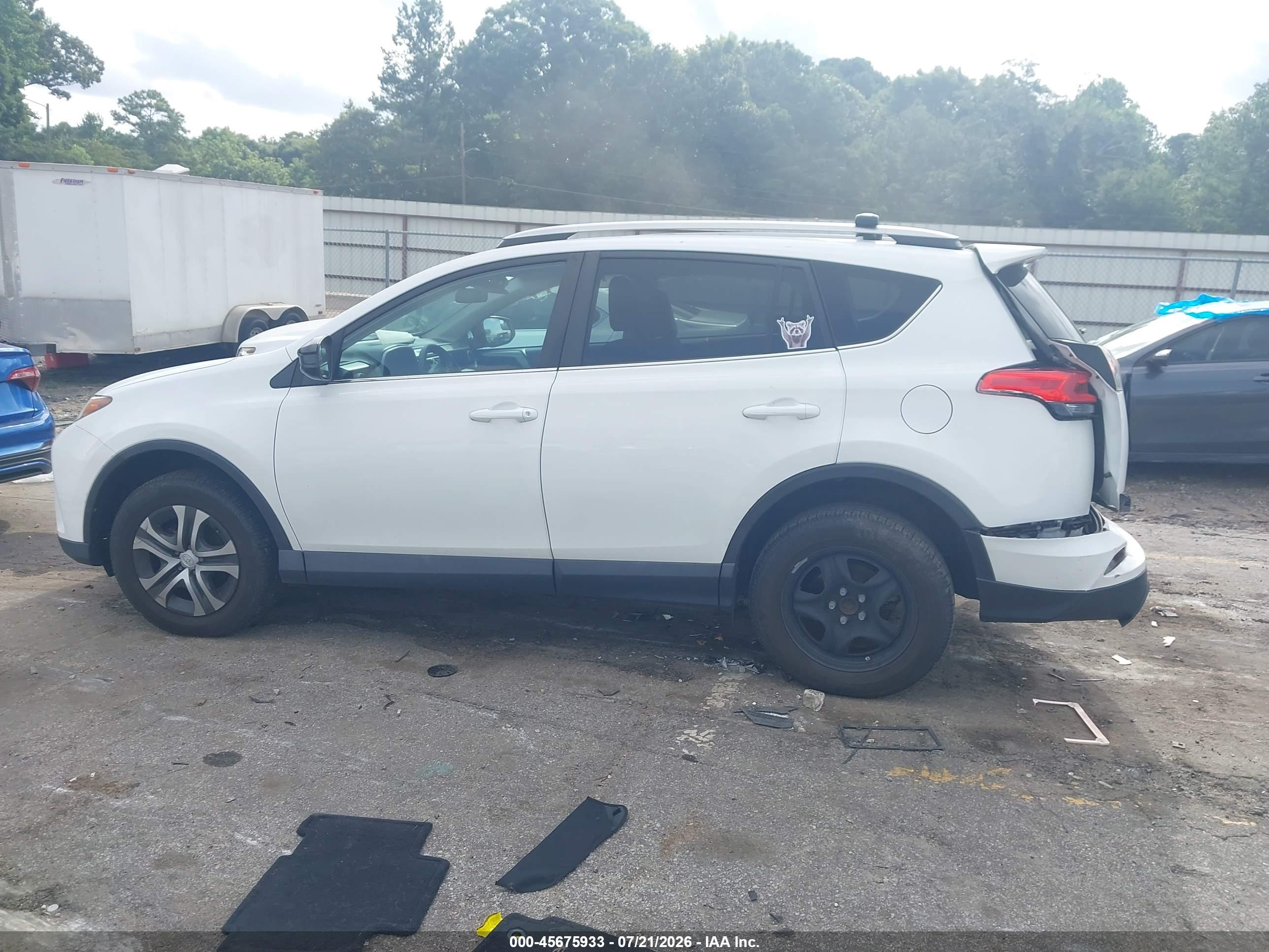 2018 TOYOTA RAV4 LE