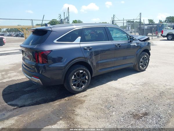 2025 KIA SORENTO S
