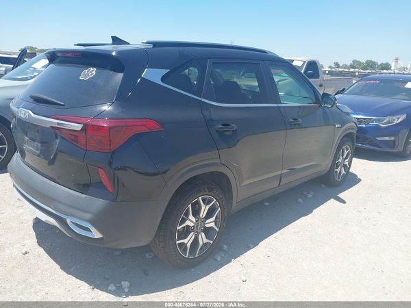 2022 KIA SELTOS EX